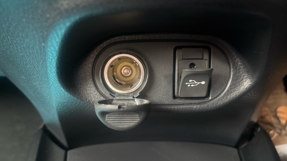 Used Toyota Yaris 2020 for sale - 77063398: Photo 47