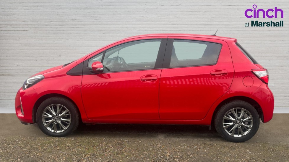 Used Toyota Yaris 2020 for sale - 77063398: Photo 6