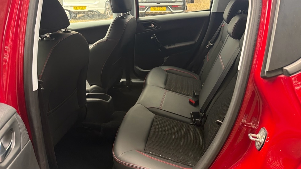 Used Peugeot 208 2019 for sale - 76648030: Photo 14