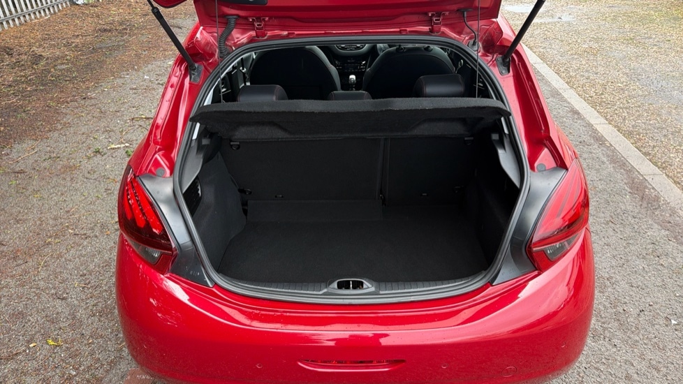 Used Peugeot 208 2019 for sale - 76648030: Photo 15