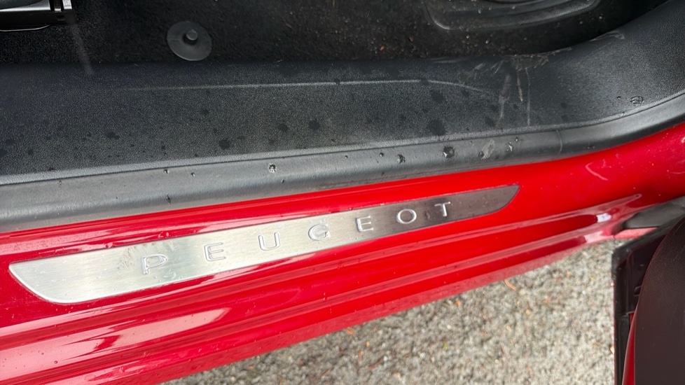 Used Peugeot 208 2019 for sale - 76648030: Photo 35