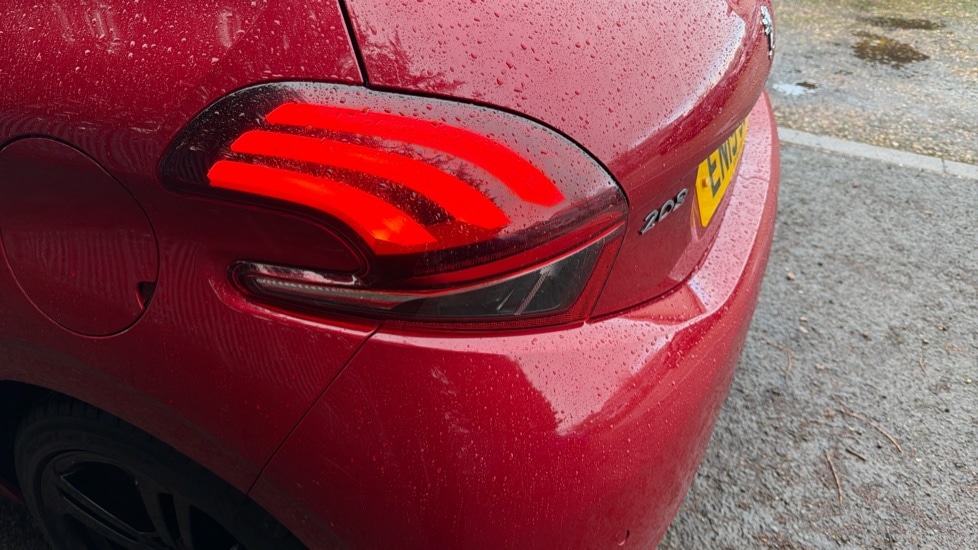 Used Peugeot 208 2019 for sale - 76648030: Photo 43