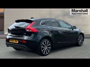 Used Volvo V40 2019 for sale - 74820382: Photo