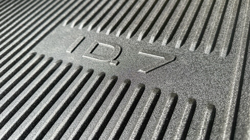 Vehicle 77