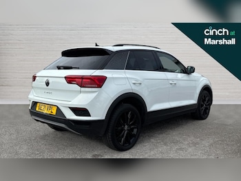 Used Volkswagen T-Roc 2021 for sale - 75484117: Photo
