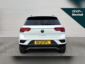 Used Volkswagen T-Roc 2021 for sale - 75484117: Photo