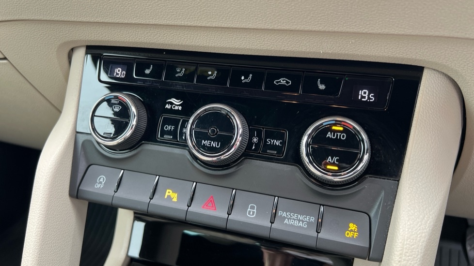 Used Skoda Karoq 2020 for sale - 76869766: Photo 32