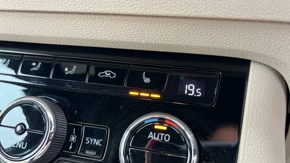 Used Skoda Karoq 2020 for sale - 76869766: Photo 34