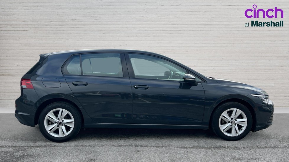 Used Volkswagen Golf 2023 for sale - 76420602: Photo 2