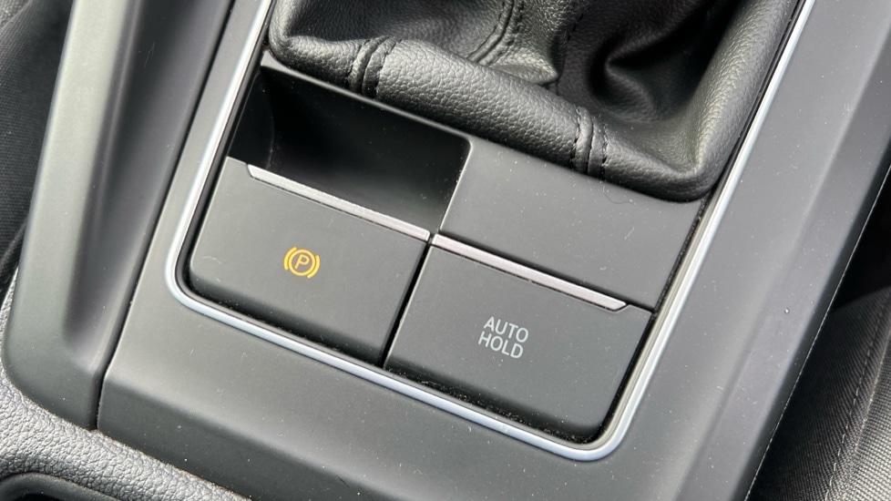 Used Volkswagen Golf 2023 for sale - 76420602: Photo 38