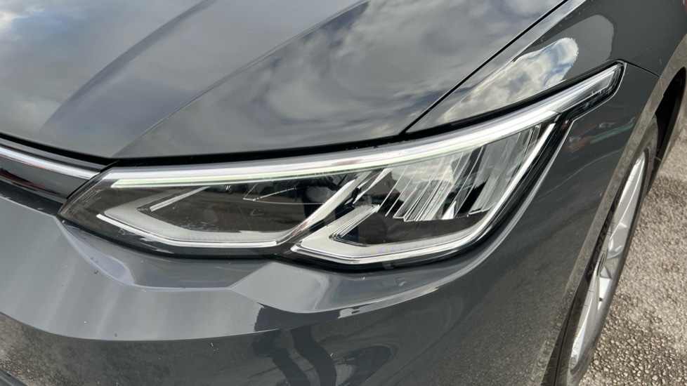 Used Volkswagen Golf 2023 for sale - 76420602: Photo 43