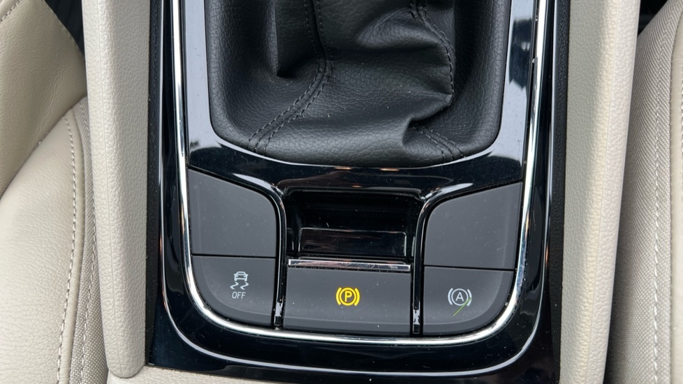 Used Skoda Karoq 2020 for sale - 76086501: Photo 33