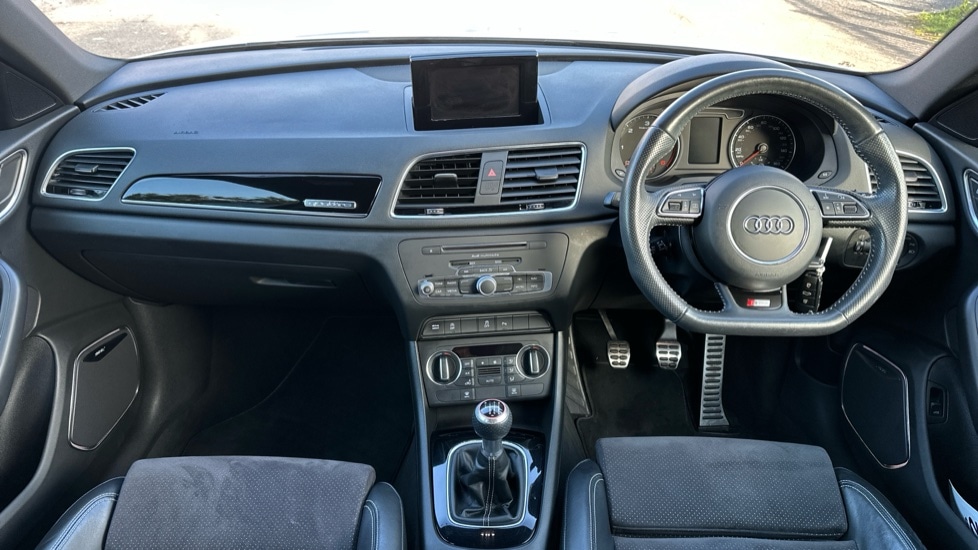 Used Audi Q3 2017 for sale - 76086669: Photo 11