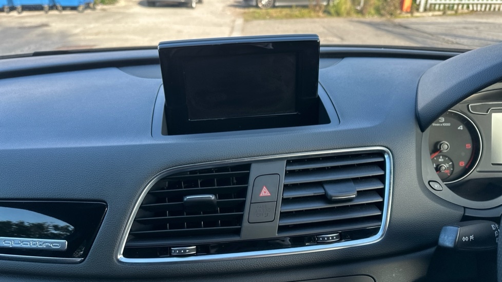 Used Audi Q3 2017 for sale - 76086669: Photo 12