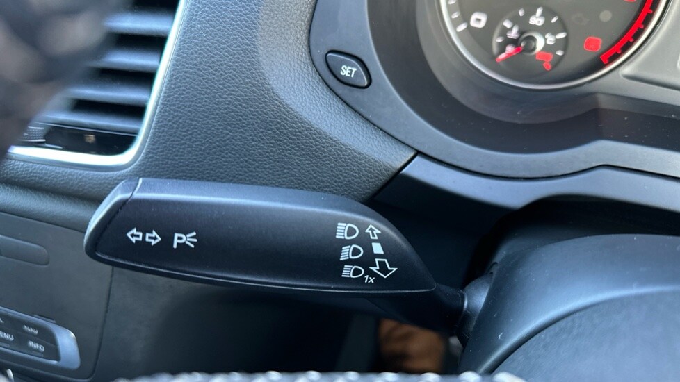 Used Audi Q3 2017 for sale - 76086669: Photo 24