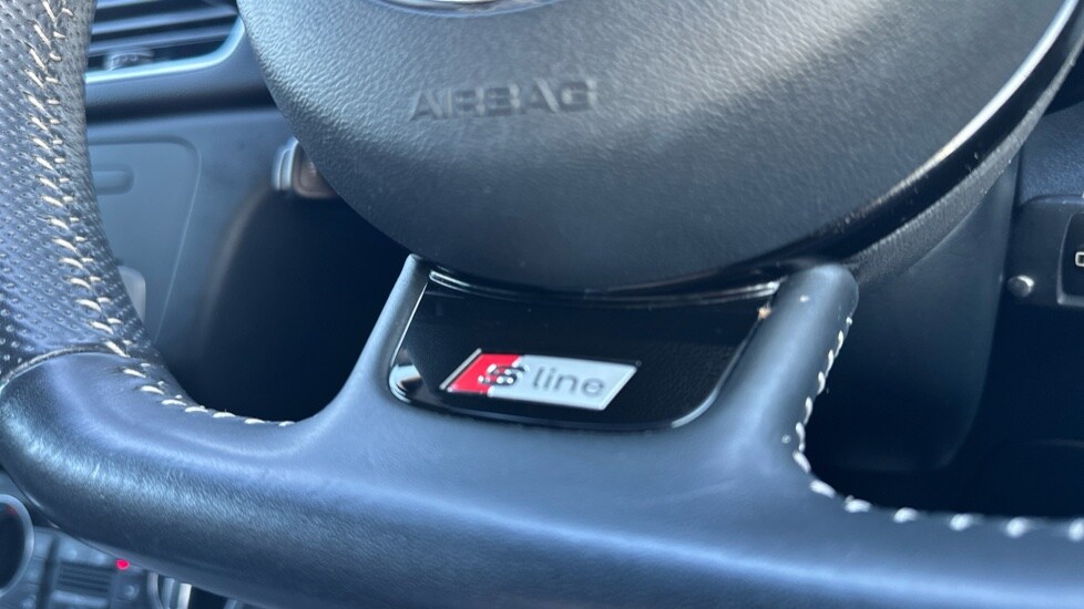 Used Audi Q3 2017 for sale - 76086669: Photo 37