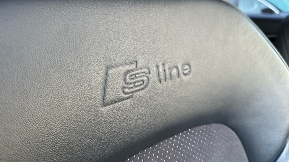 Used Audi Q3 2017 for sale - 76086669: Photo 52