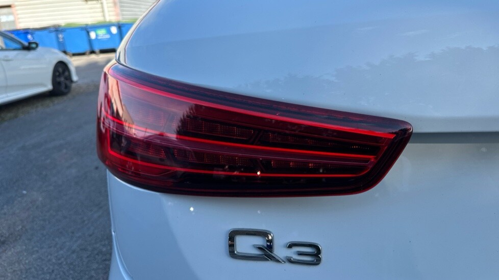 Used Audi Q3 2017 for sale - 76086669: Photo 70