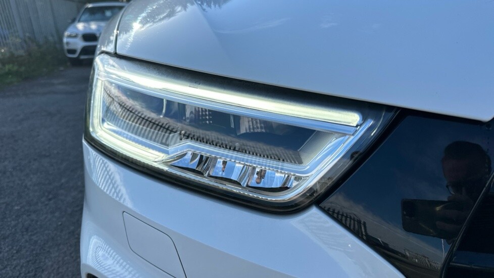 Used Audi Q3 2017 for sale - 76086669: Photo 78