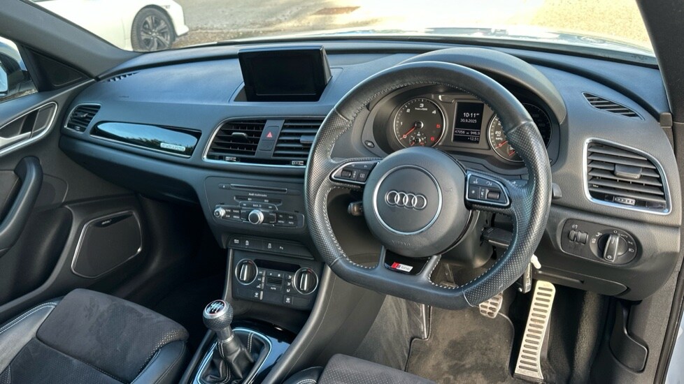 Used Audi Q3 2017 for sale - 76086669: Photo 9