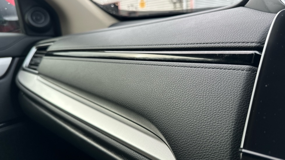 Used Honda CR-V 2023 for sale - 76015236: Photo 35