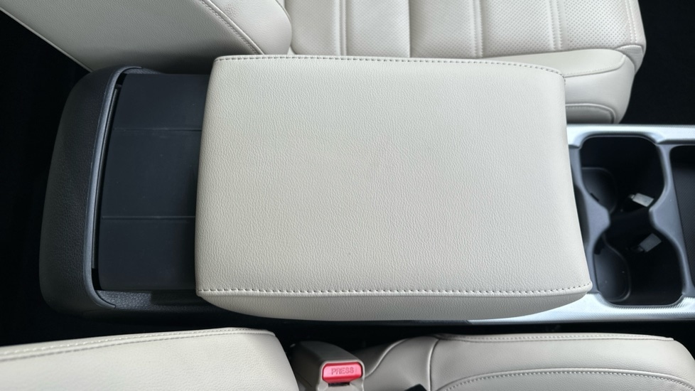 Used Honda CR-V 2023 for sale - 76015236: Photo 40