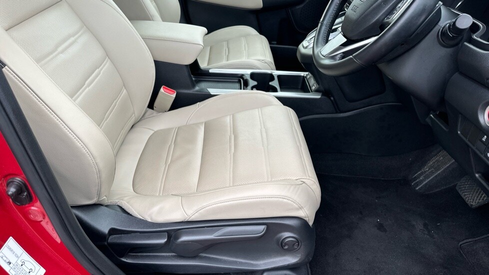 Used Honda CR-V 2023 for sale - 76015236: Photo 60