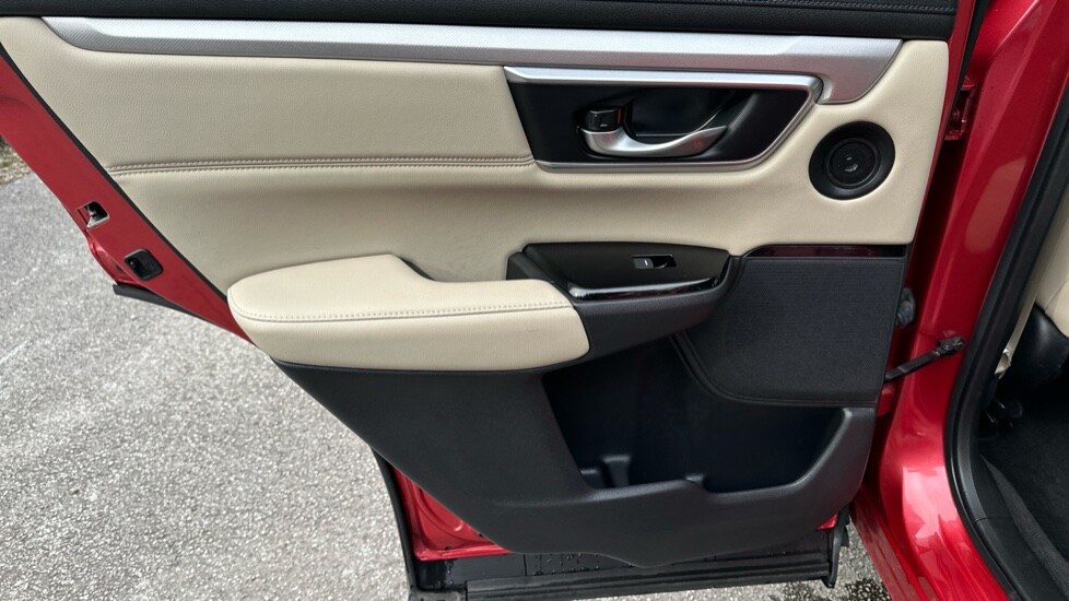 Used Honda CR-V 2023 for sale - 76015236: Photo 75