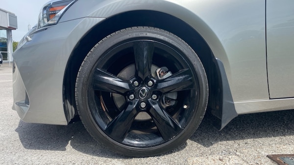 Used Lexus IS 2017 for sale - 76272995: Photo 17