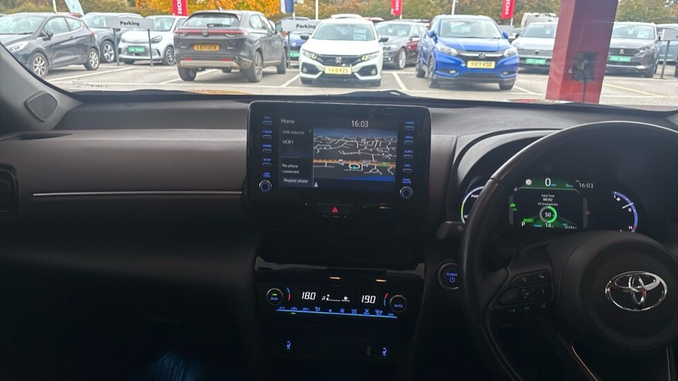 Used Toyota Yaris Cross 2022 for sale - 76208843: Photo 11