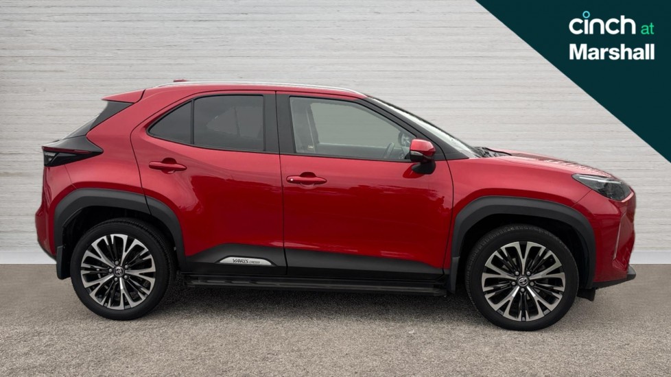 Used Toyota Yaris Cross 2022 for sale - 76208843: Photo 2