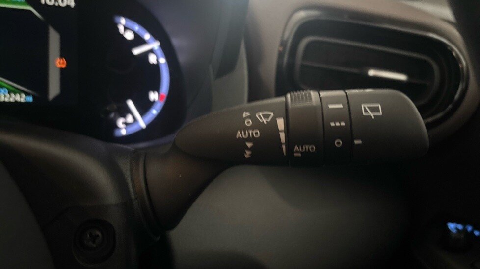 Used Toyota Yaris Cross 2022 for sale - 76208843: Photo 24