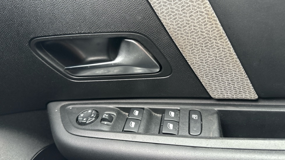 Used Citroen C4 2022 for sale - 76208920: Photo 29