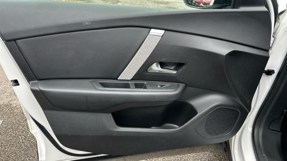 Used Citroen C4 2022 for sale - 76208920: Photo 55