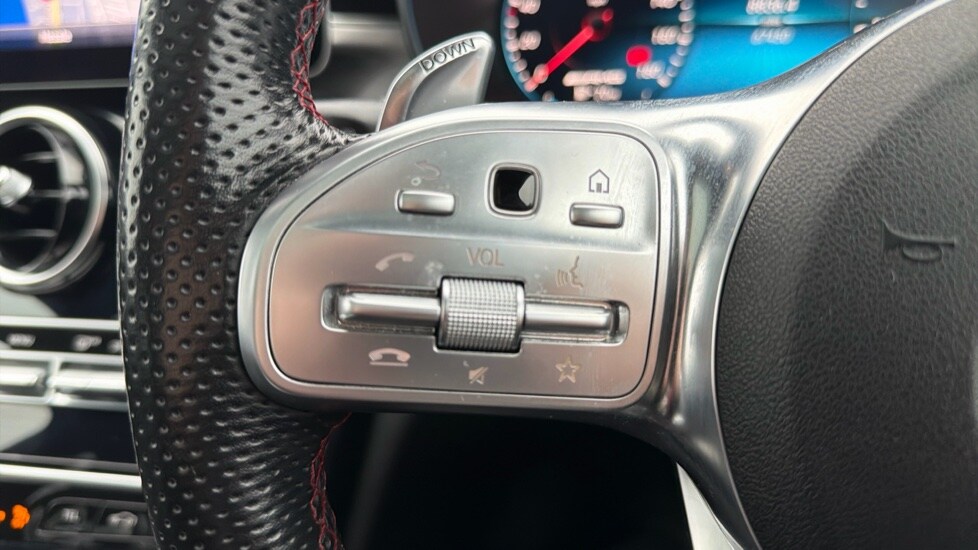 Used Mercedes-Benz C Class 2019 for sale - 76999396: Photo 23