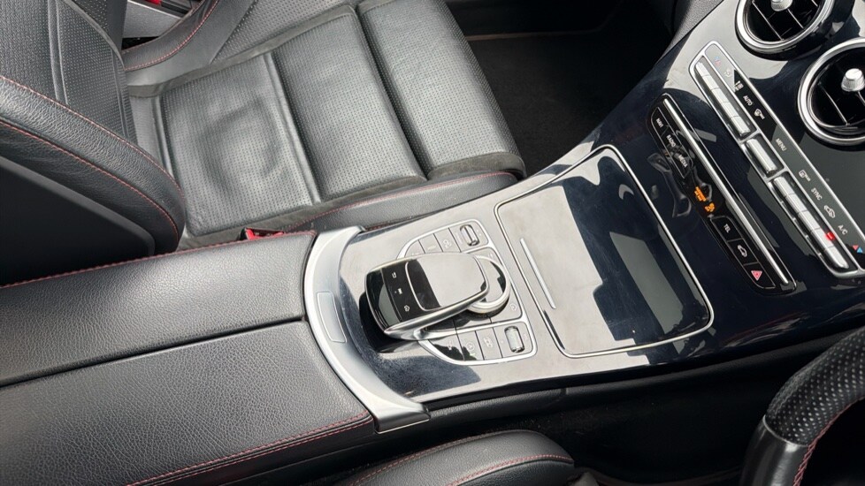 Used Mercedes-Benz C Class 2019 for sale - 76999396: Photo 28