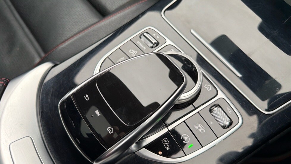 Used Mercedes-Benz C Class 2019 for sale - 76999396: Photo 29