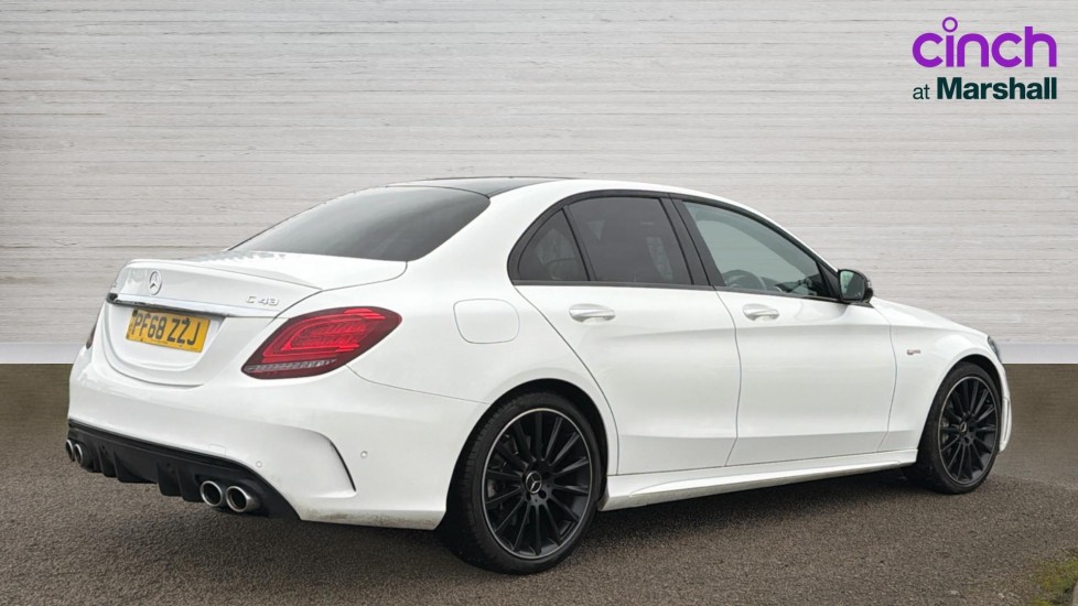 Used Mercedes-Benz C Class 2019 for sale - 76999396: Photo 3