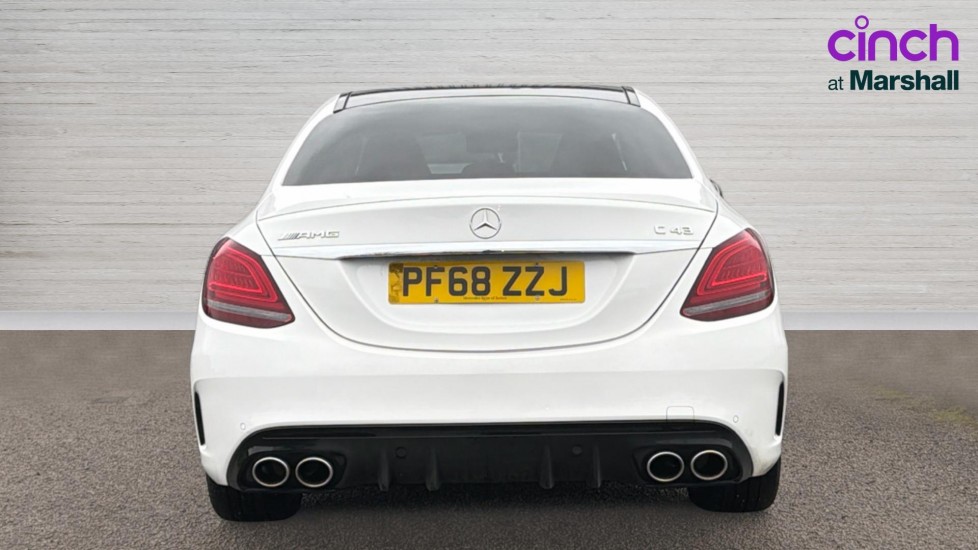 Used Mercedes-Benz C Class 2019 for sale - 76999396: Photo 4