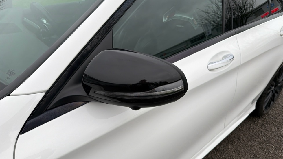 Used Mercedes-Benz C Class 2019 for sale - 76999396: Photo 44