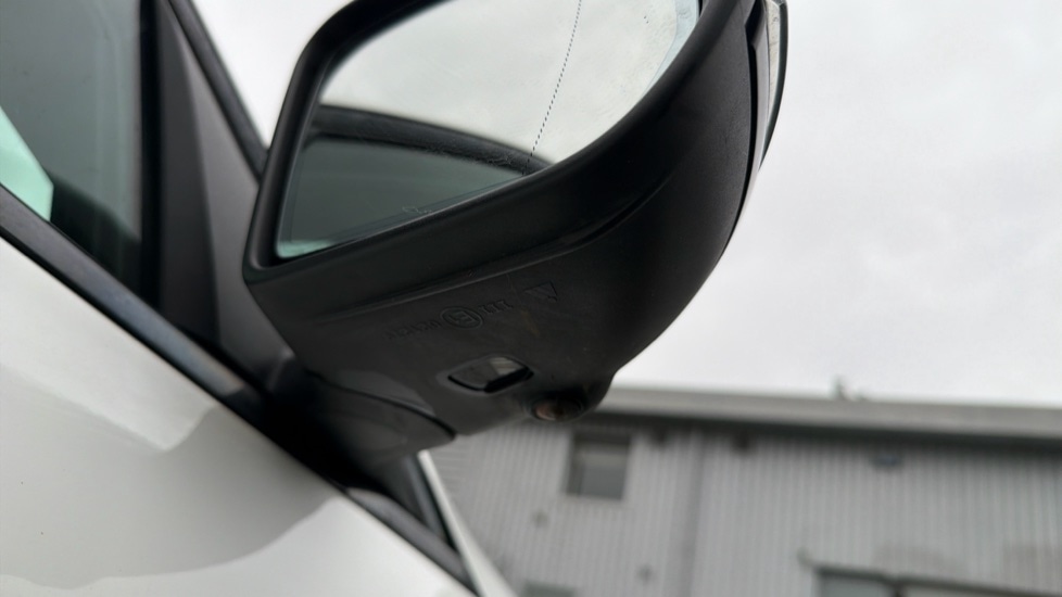 Used Mercedes-Benz C Class 2019 for sale - 76999396: Photo 56