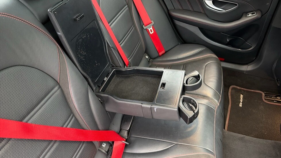 Used Mercedes-Benz C Class 2019 for sale - 76999396: Photo 59