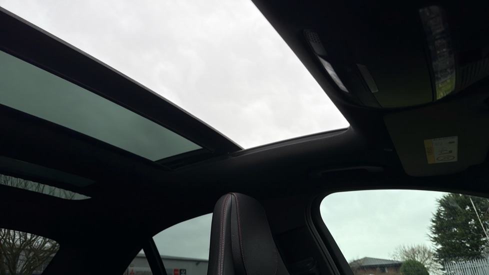 Used Mercedes-Benz C Class 2019 for sale - 76999396: Photo 75