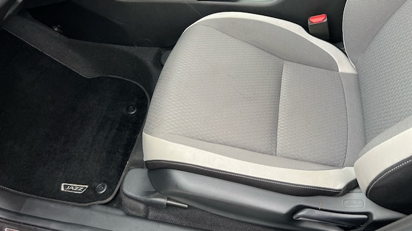Used Honda Jazz 2022 for sale - 76183977: Photo 31
