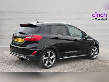 Used Ford Fiesta 2018 for sale - 76999402: Photo