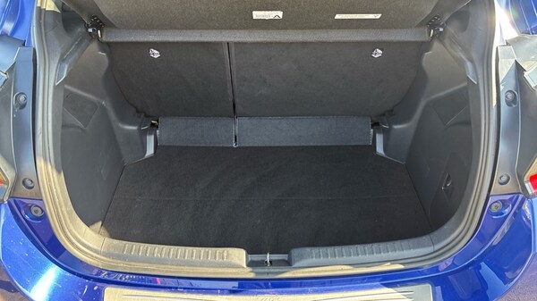 Used Toyota Yaris 2020 for sale - 75541168: Photo 15