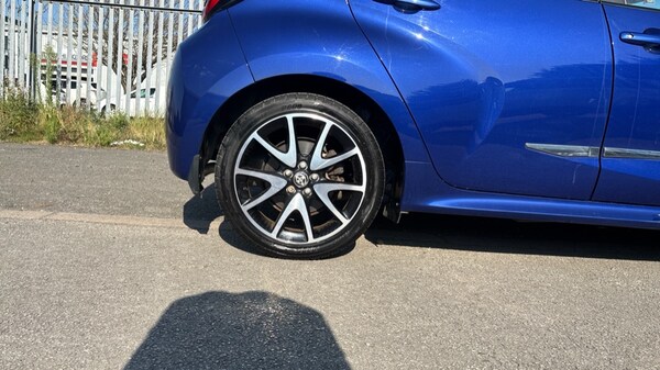 Used Toyota Yaris 2020 for sale - 75541168: Photo 19