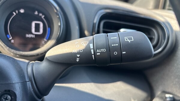 Used Toyota Yaris 2020 for sale - 75541168: Photo 23