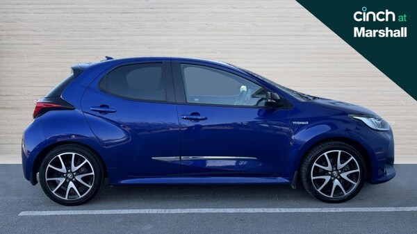 Used Toyota Yaris 2020 for sale - 75541168: Photo 2
