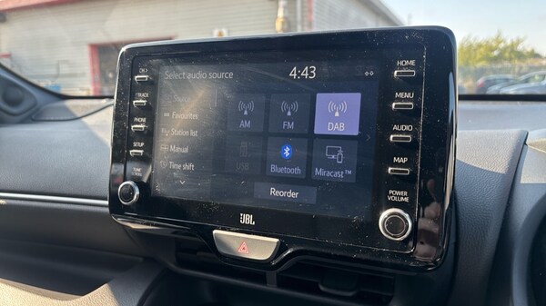 Used Toyota Yaris 2020 for sale - 75541168: Photo 31
